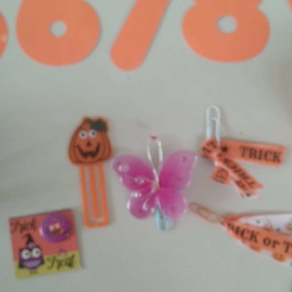 A-Bundle- Halloween Themed Craft Set with Orange Letters - Picture 3 of 13